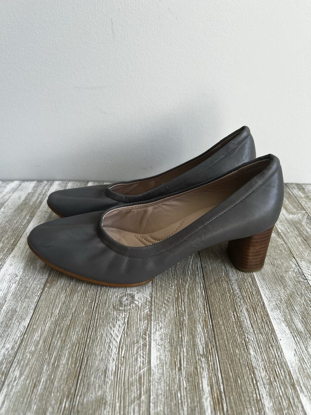 Clarks Size 7.5 Shoes Grace Isabella Gray Leather Pump Heels Career